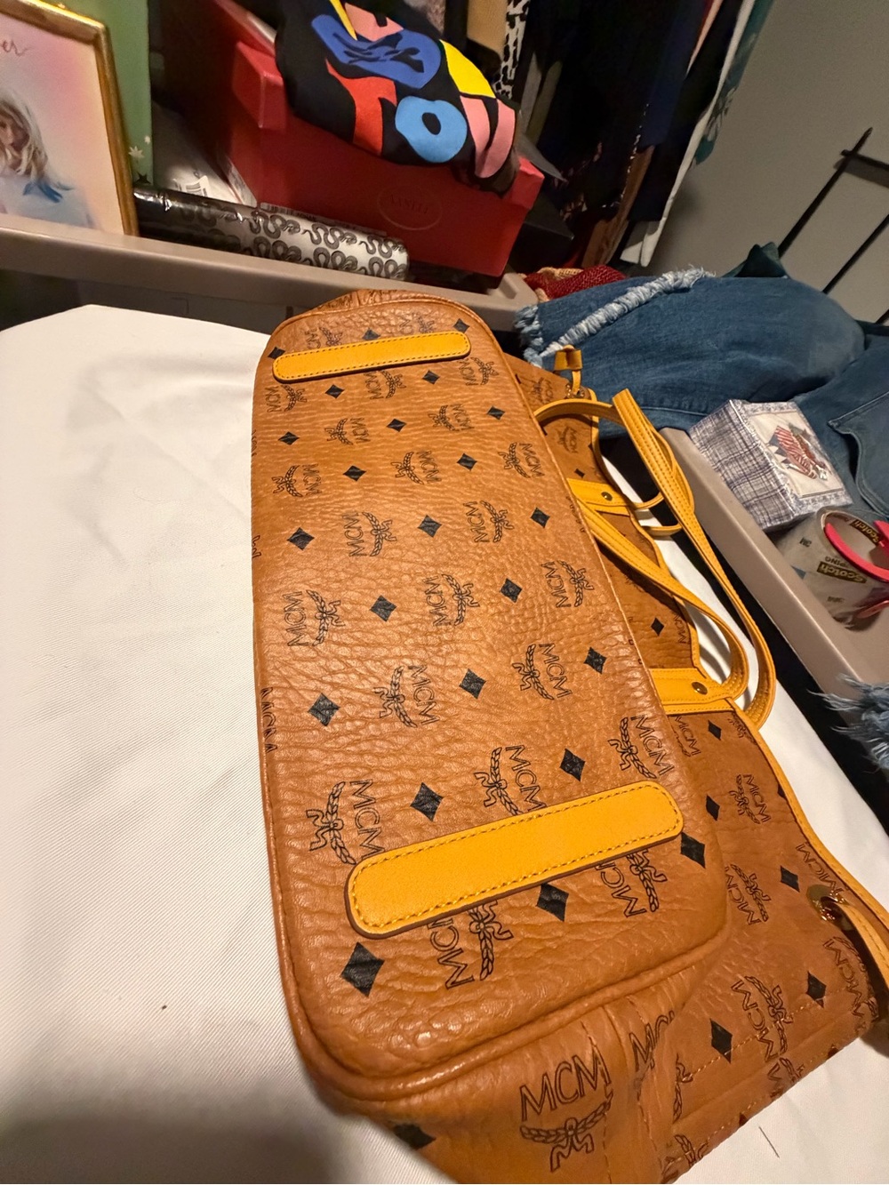 MCM Visetos Medium Liz Reversible Shopper Tote Cognac Yellow - Picture 6 of 8